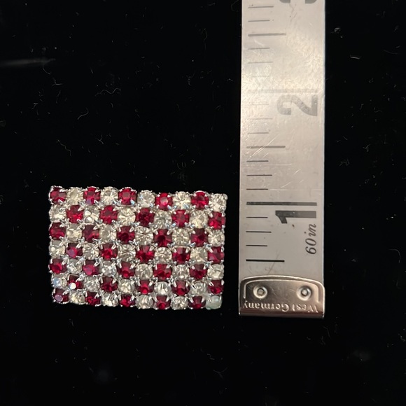 Crystal Brooch - Picture 4 of 4